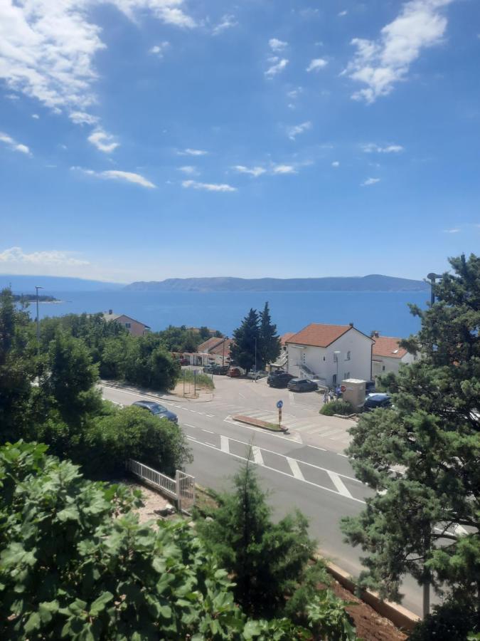 Apartmani Deni Crikvenica Exterior foto